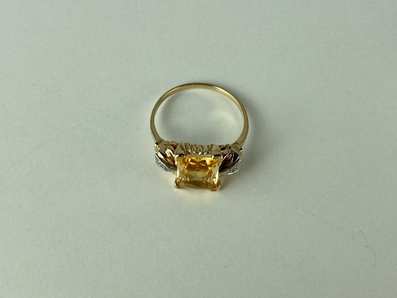 10K Yellow Gold Yellow Topaz & Diamonds Ring Size 9.75