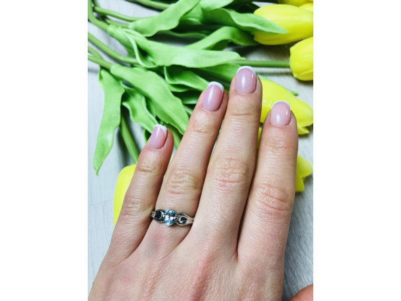 925 Sterling Silver Blue Spinel Ring Size 7