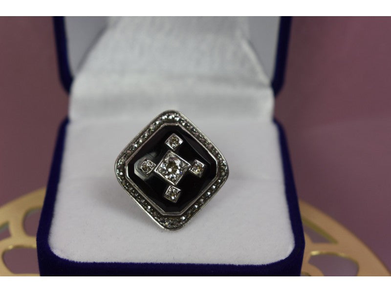 925 Sterling Silver Black Jade, Colorless Sapphire & Marcasite Ring Size 5.5