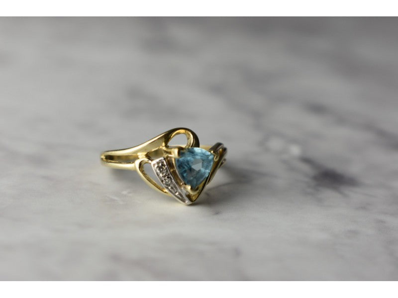 10K Yellow Gold Topaz & Diamonds Ring Size 6.75