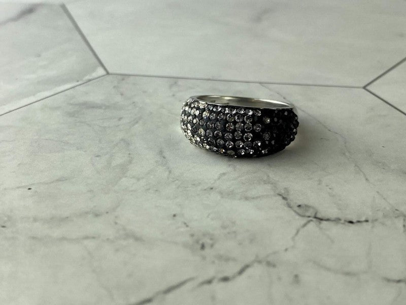 Beautiful 925 Sterling Silver CZ Ring Size 7