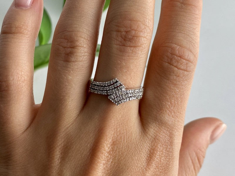 925 Sterling Silver White Topaz Ring Size 9