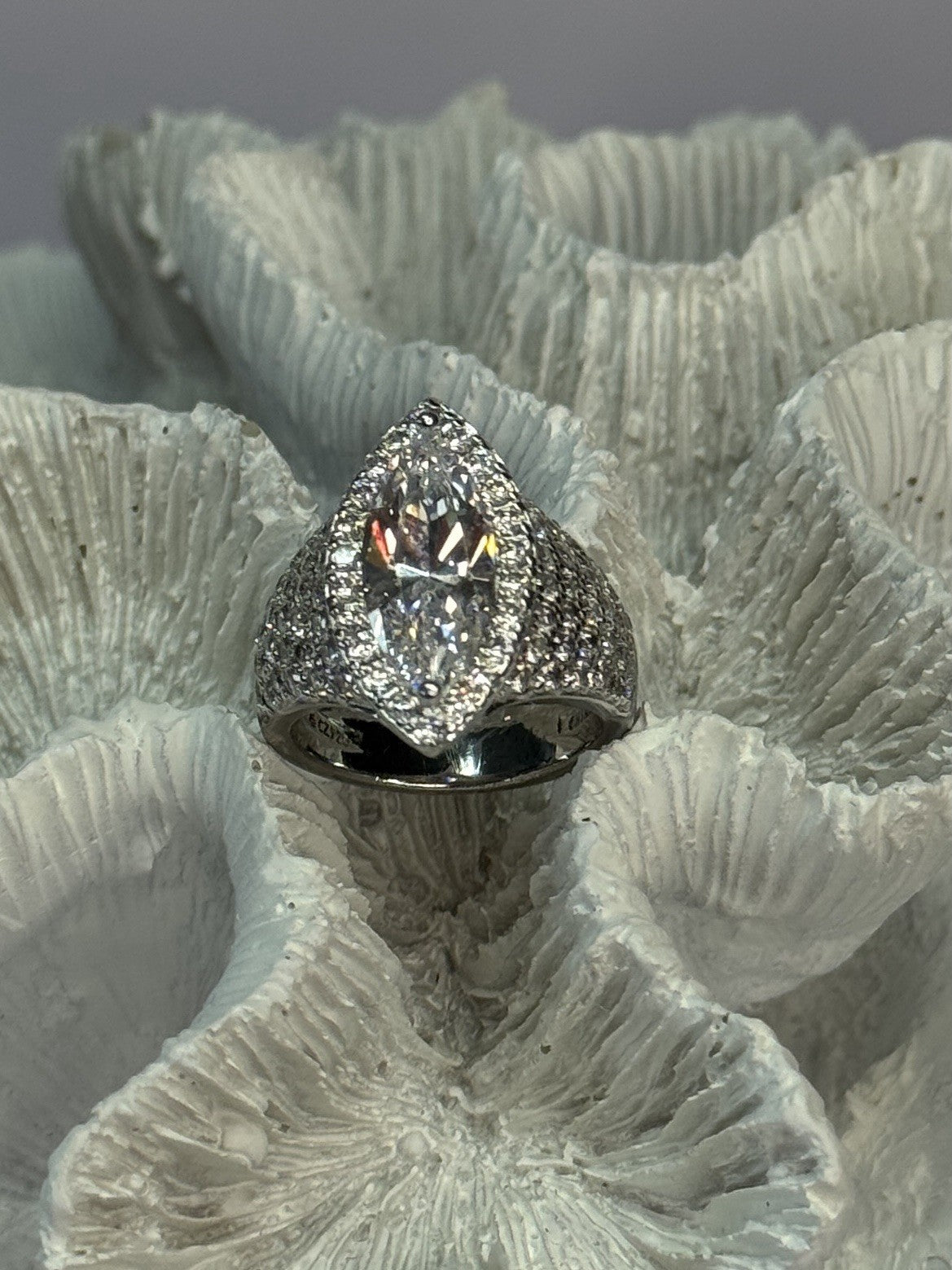 Shiny 925 Sterling Silver CZ Ring Size 6