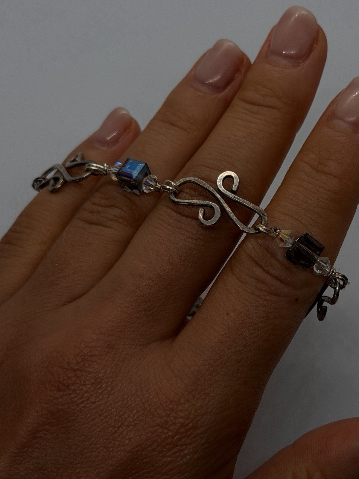 925 Sterling Silver Artisan Scroll Link Bracelet with Crystal Cube Beads 7.5