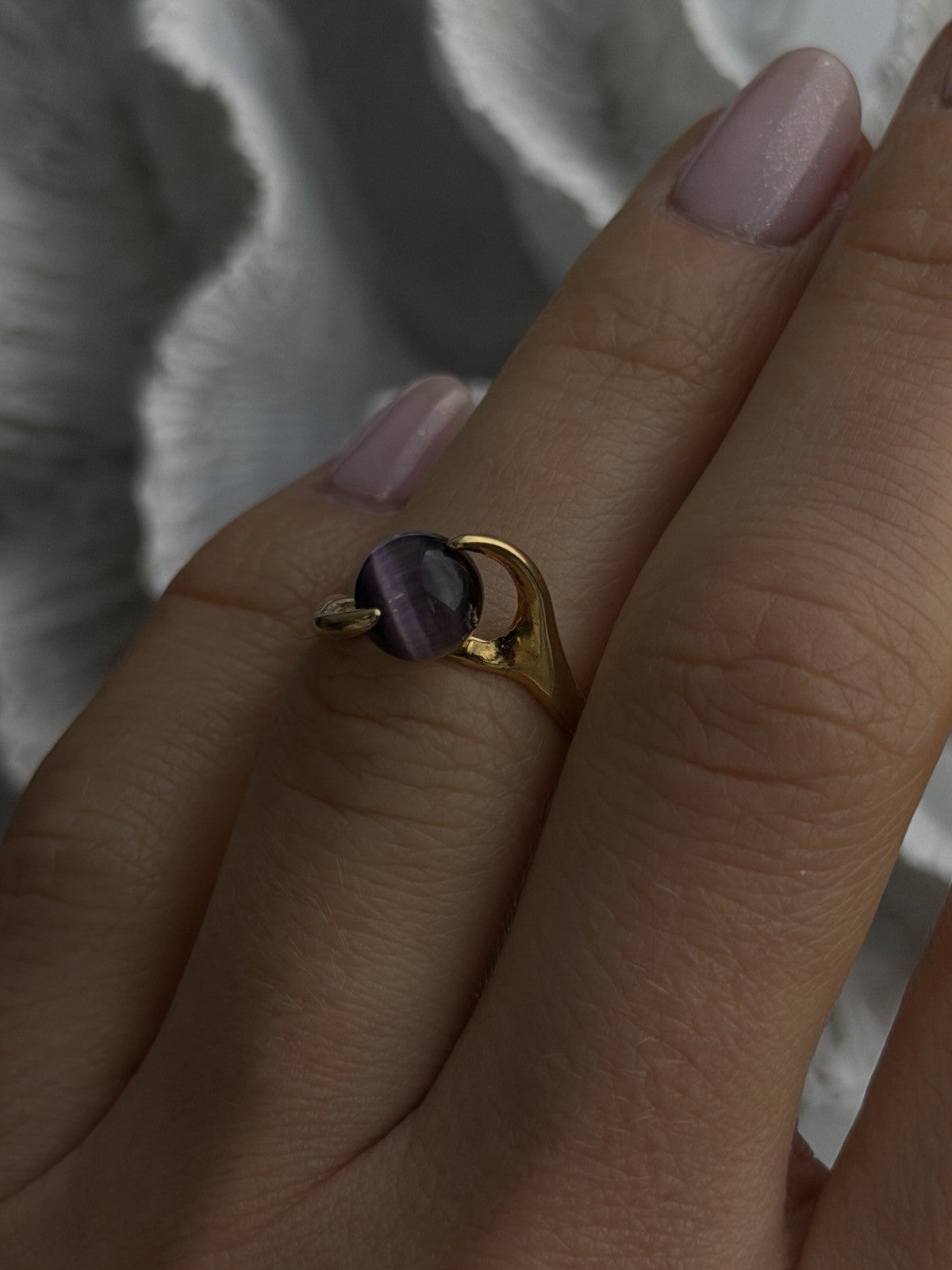 925 Sterling Silver Purple Spectrolite Cats Eye Ring Size 6
