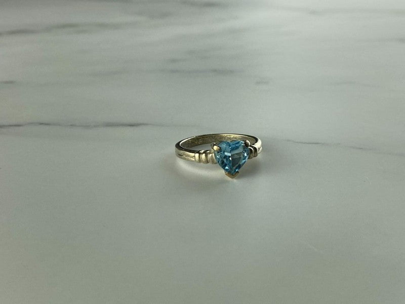 925 Sterling Silver Topaz "Heart" Ring Size 8