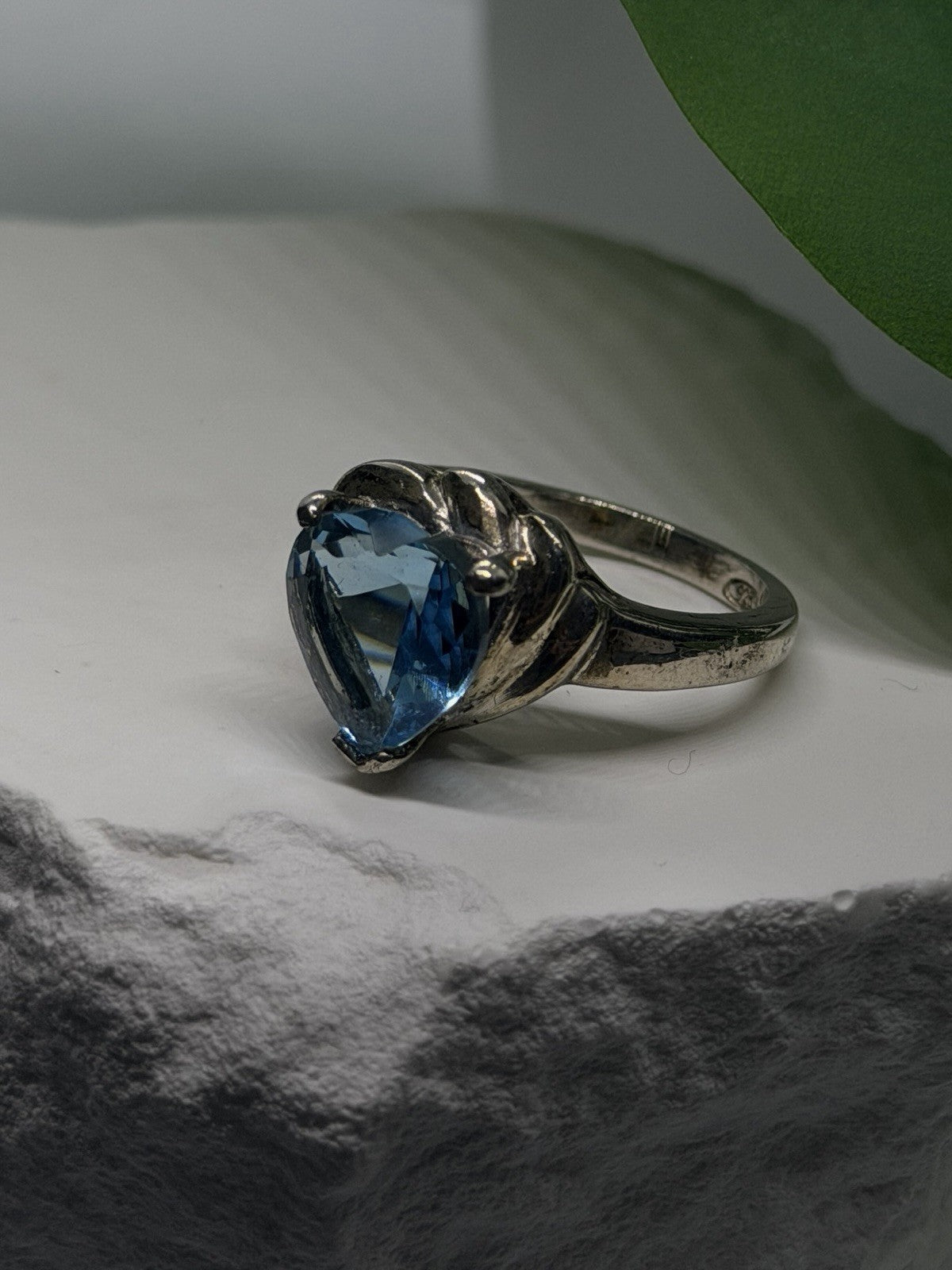 925 Sterling Silver Blue Topaz Heart Ring 6