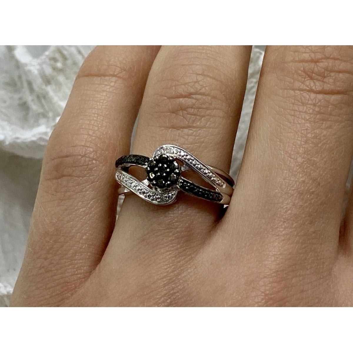 925 Sterling Silver Black Tourmaline (Sherl) "Flower" Ring Size 7