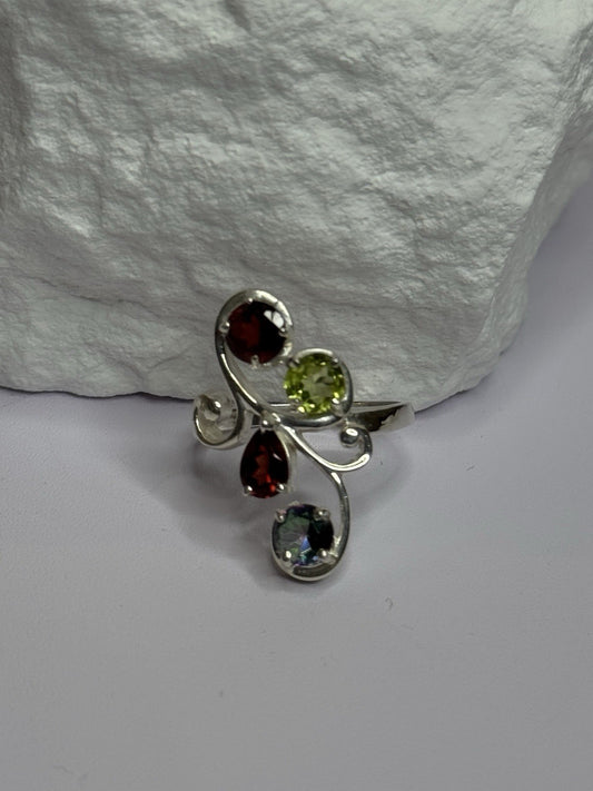 925 Sterling Silver Alexandrite, Garnet & Peridot Ring Size 6.5