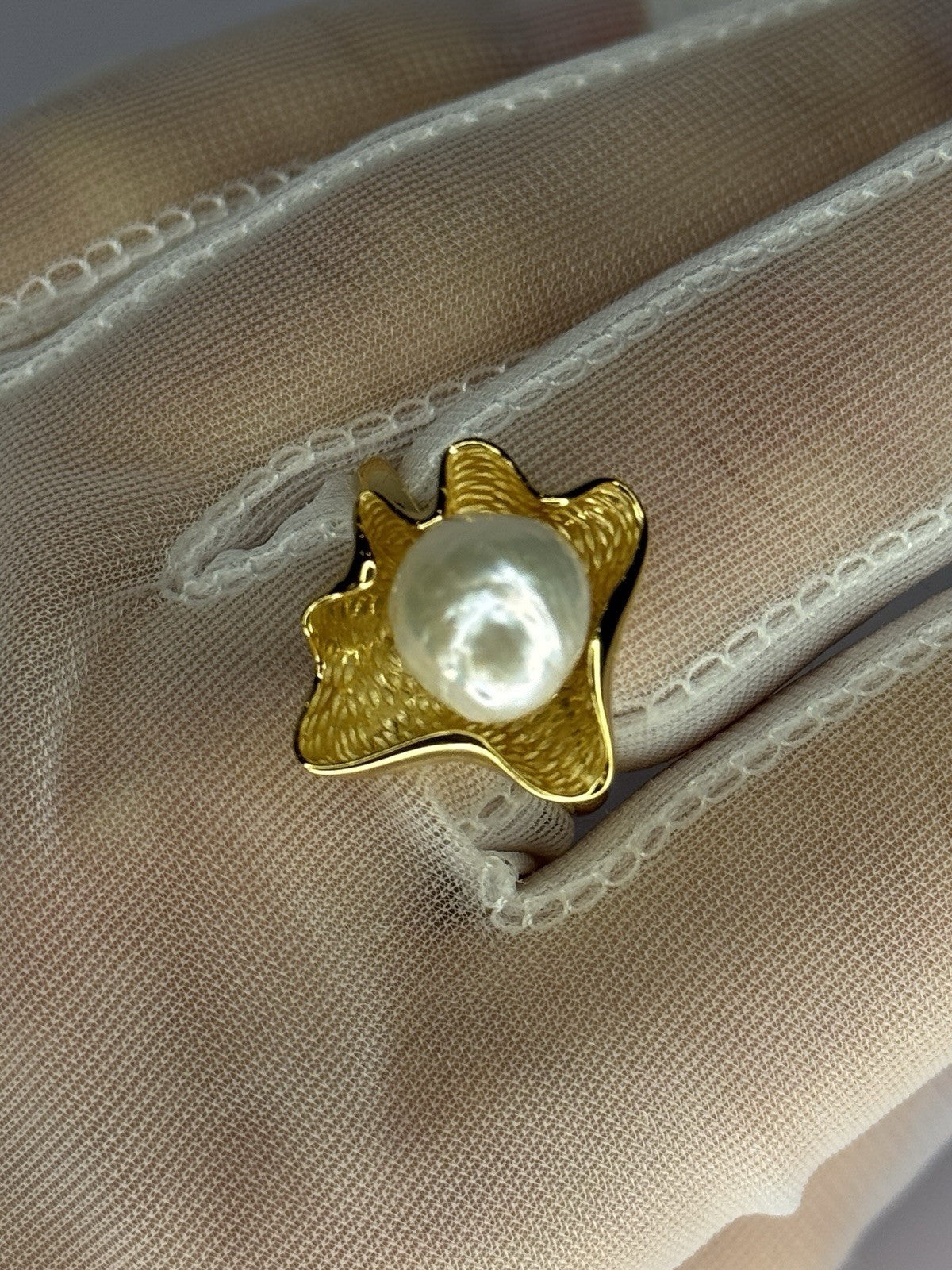 925 Sterling Silver  Gold Plated Pearl  "Ocean Mood" Ring Size Adjustable