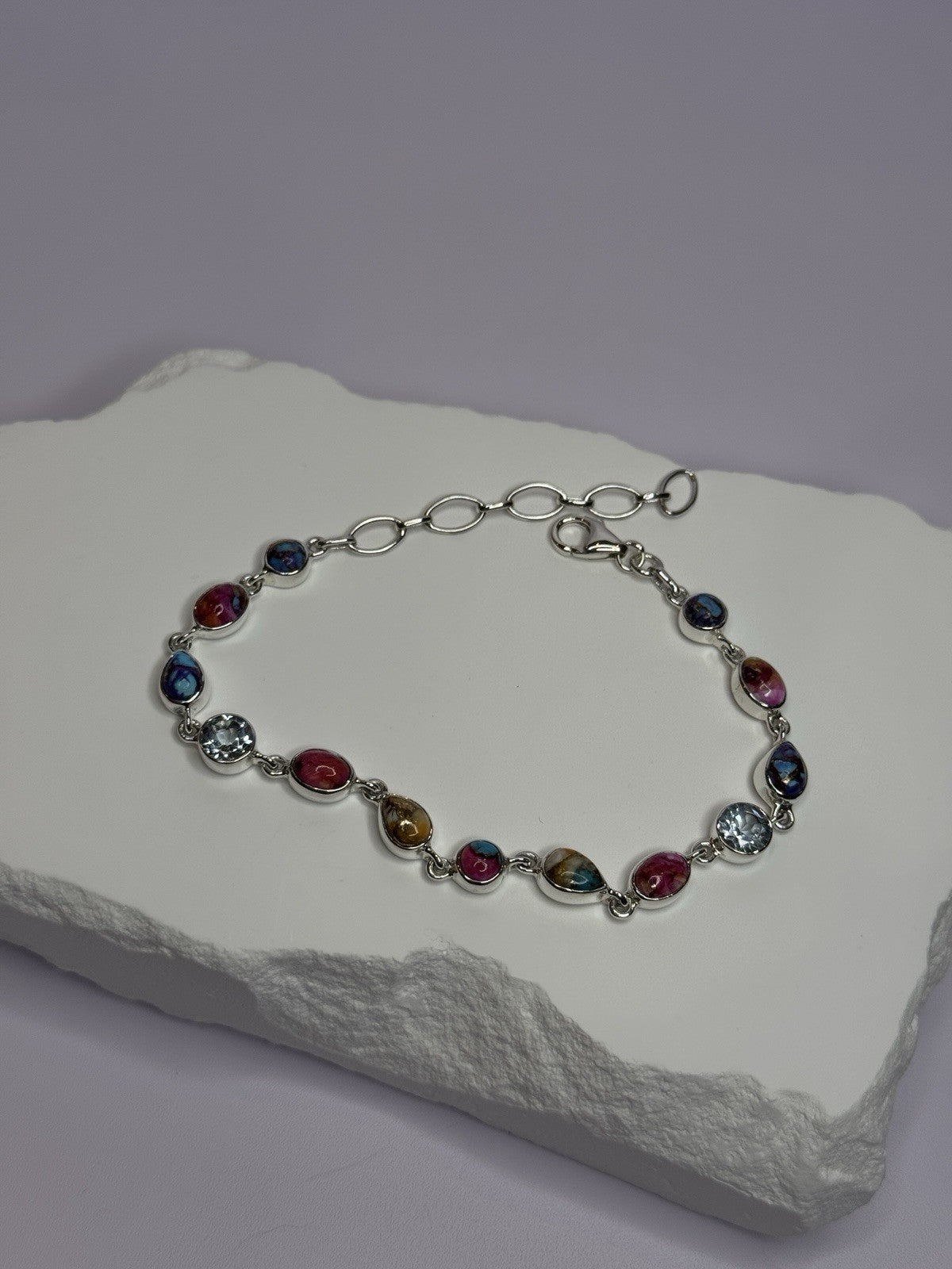 925 Sterling Silver Oyster Turquoise & Topaz Bracelet Length 6-8 Inch