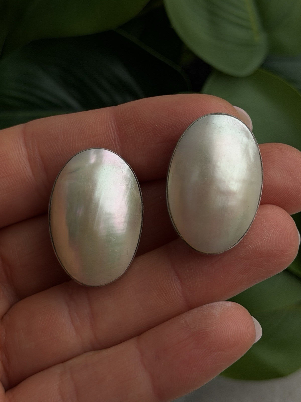 Vintage Clip-On 925 Sterling White Mother of Pearl Abalone Silver Earrings