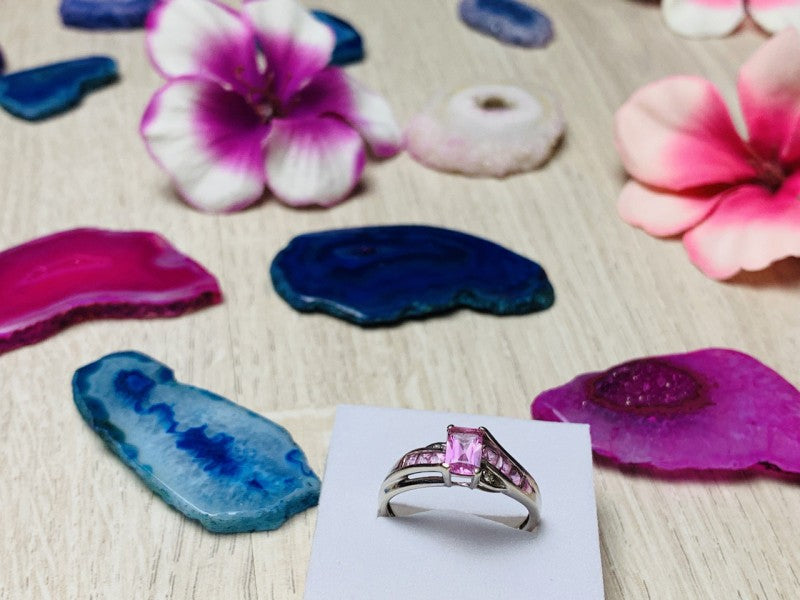 10K White Gold Pink Topaz & Diamonds Ring Size 7