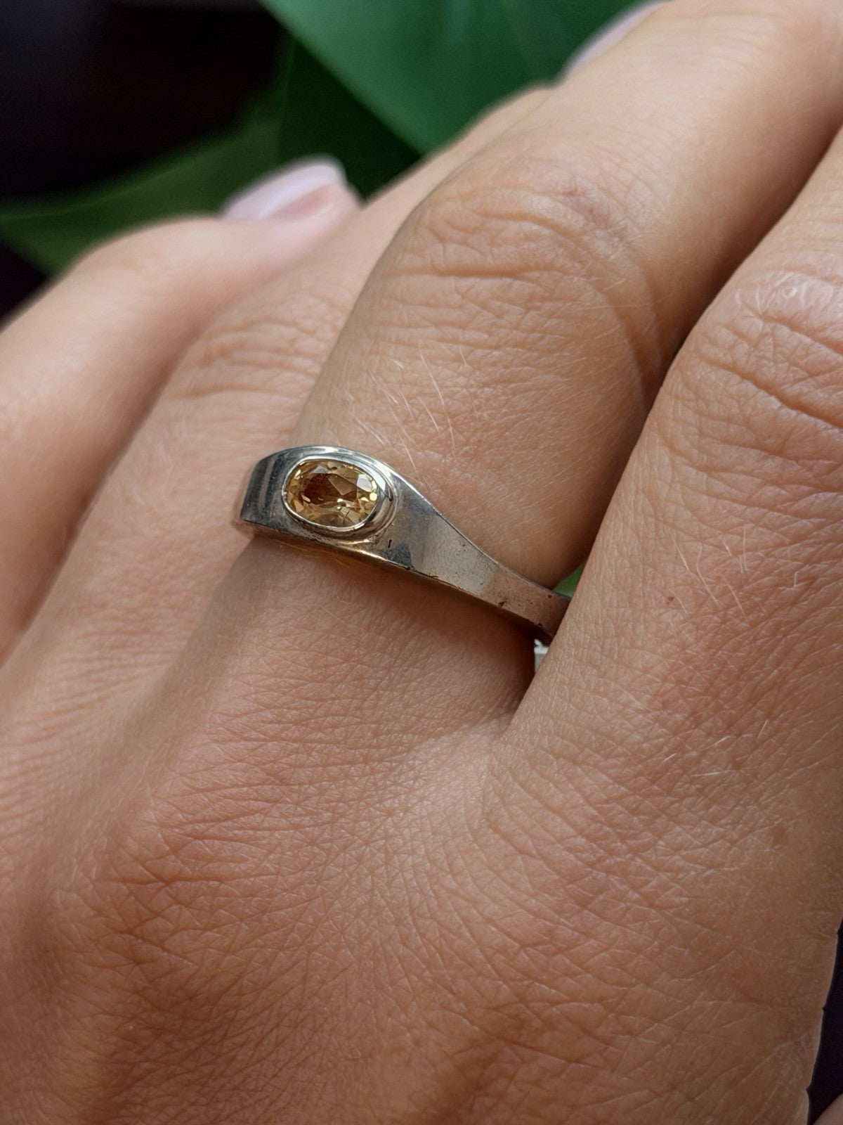 925 Sterling Silver Oval Yellow Citrine Band Ring Size 8