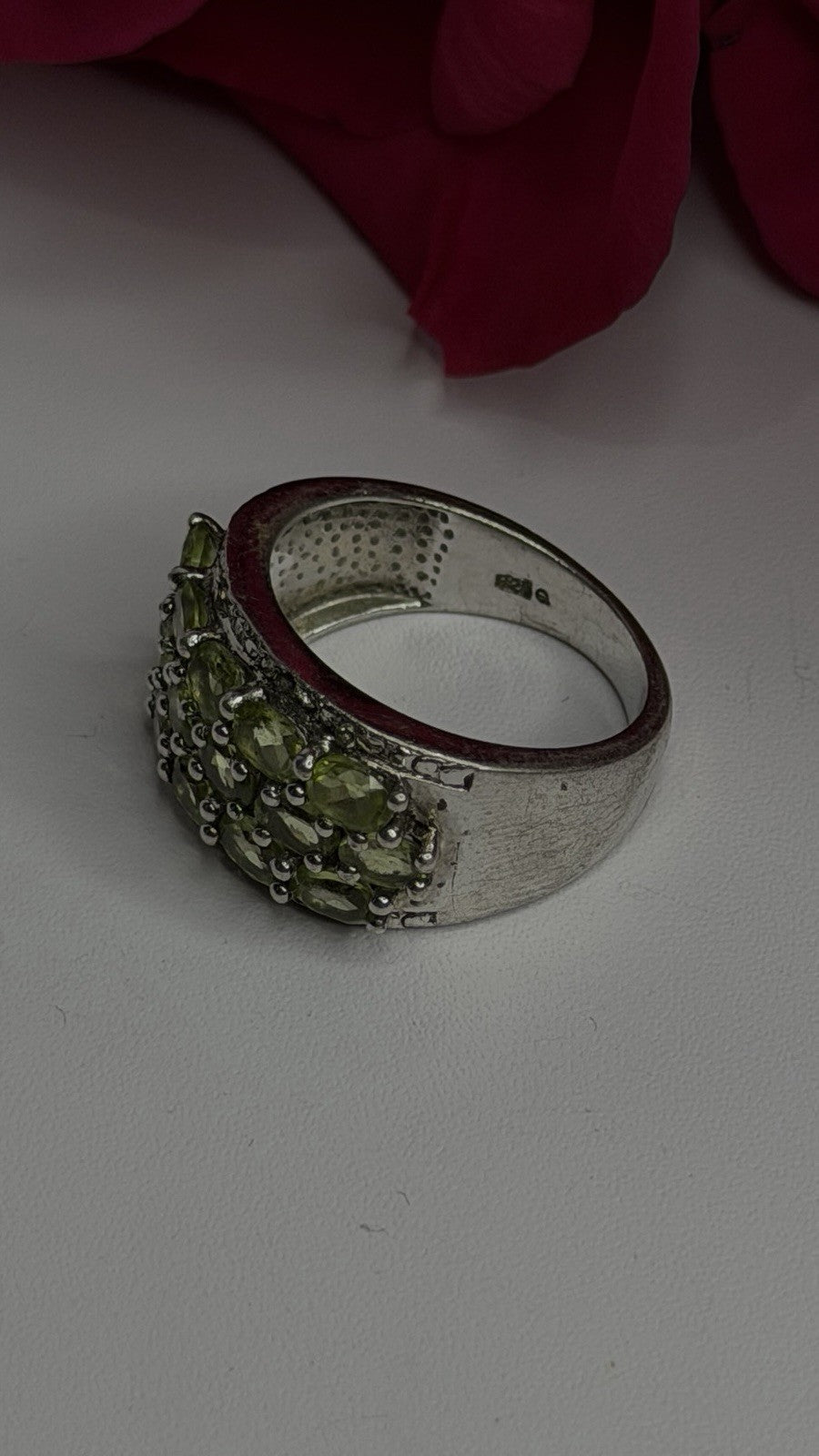 925 Sterling Silver Olive Green Peridot & Beryl Stones Ring Size 7