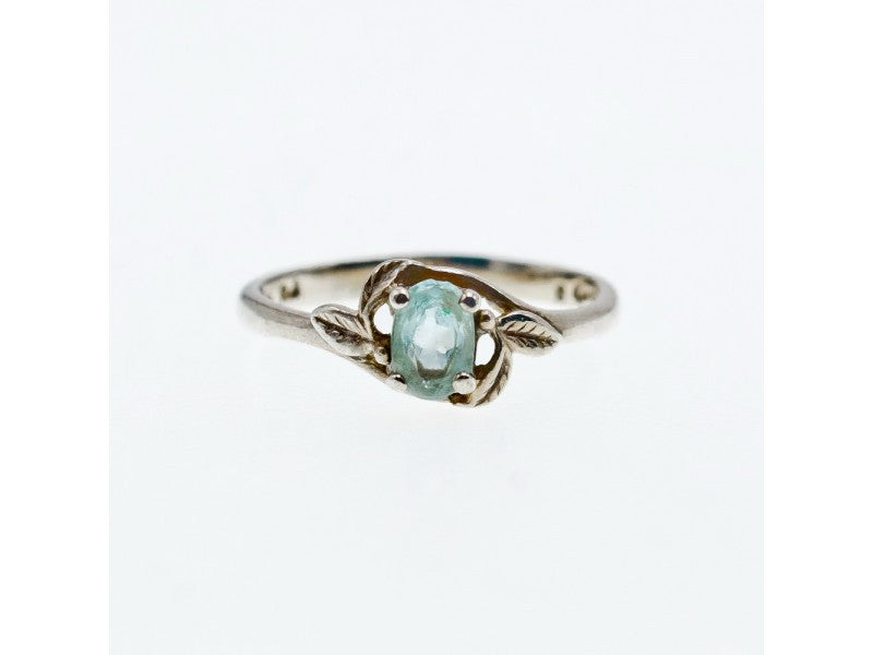 925 Sterling Silver Blue Topaz Ring Size 9