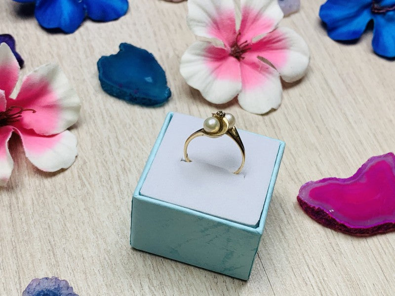 10K Yellow Gold Pearls & Diamond Ring Size 6.75