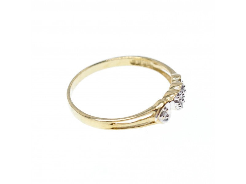 10K Yellow Gold Diamonds "Heart" Ring Size 7
