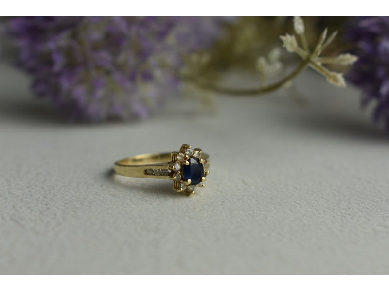 14K Yellow Gold Dark Blue Spinel & Diamonds Ring Size 5.5