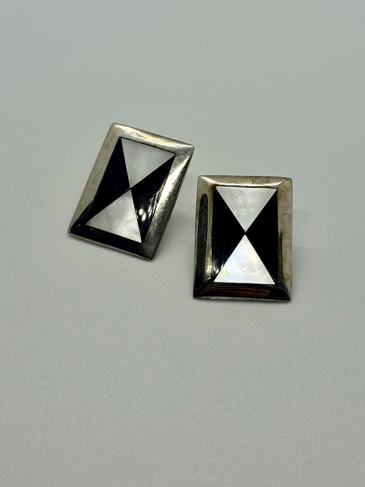 925 Sterling Silver Black Onyx & Mother of Pearl Geometric Rectangle Earrings