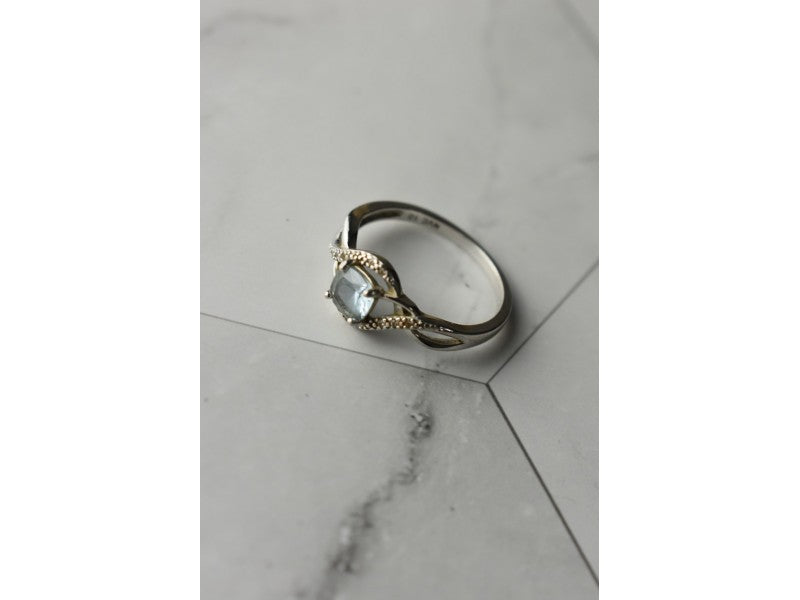 925 Sterling Silver Blue Spinel & CZ Ring Size 9