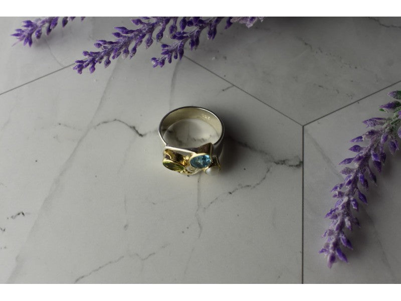 925 Sterling Silver Blue Spinel, Pearl & Peridot Ring Size 5.5