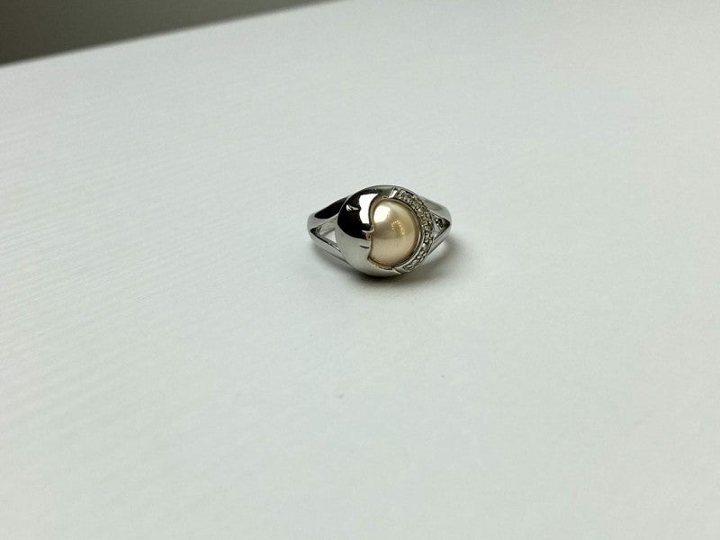 Ring With Pearl and CZ "Moon" Size 7.5