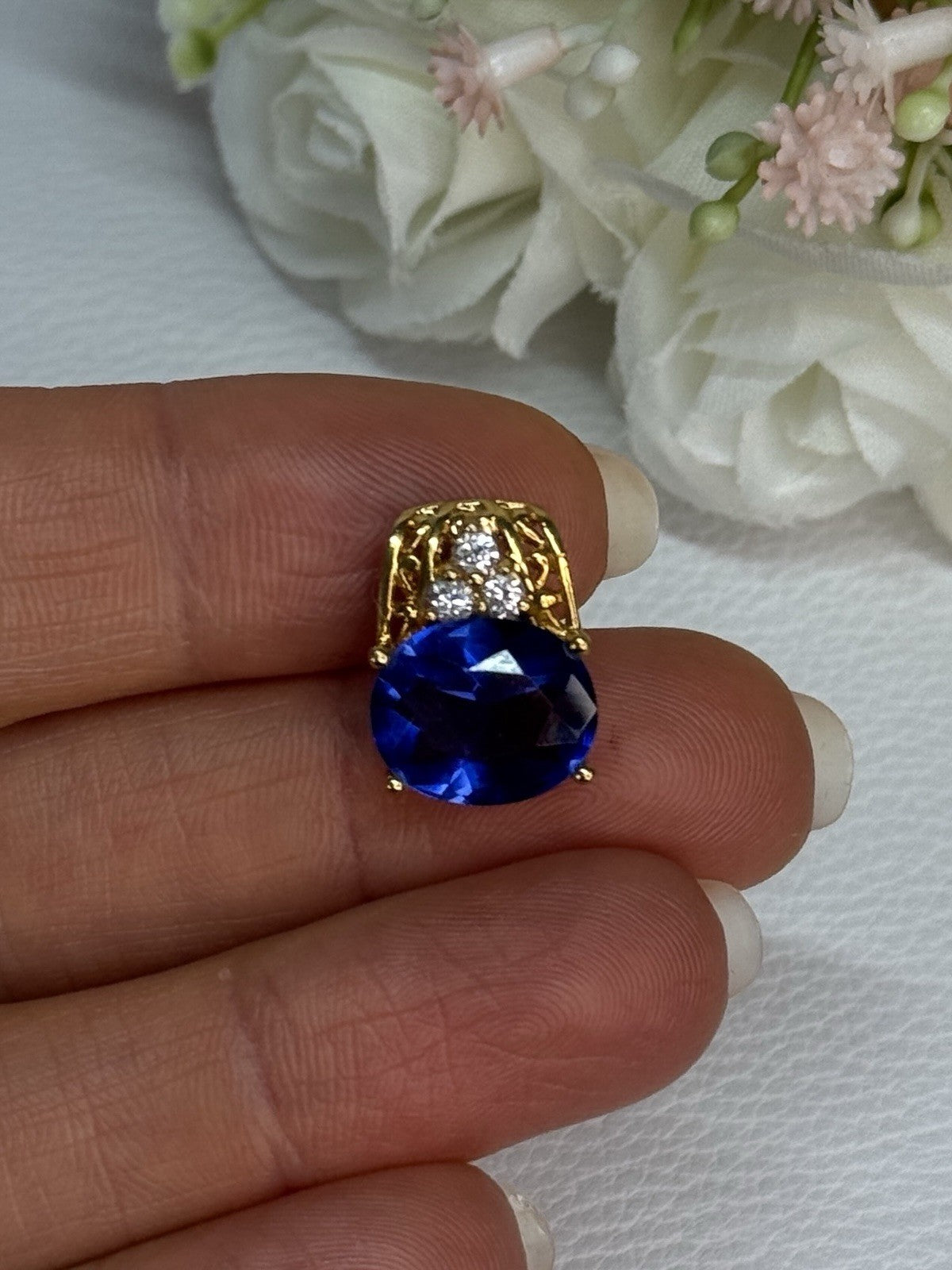 925 Sterling Silver Gold Plated Sapphire & Beryl Pendant Length 0.65 Inch