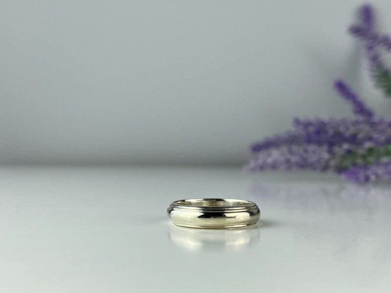 925 Sterling Silver Classic Band Ring Size 5.5