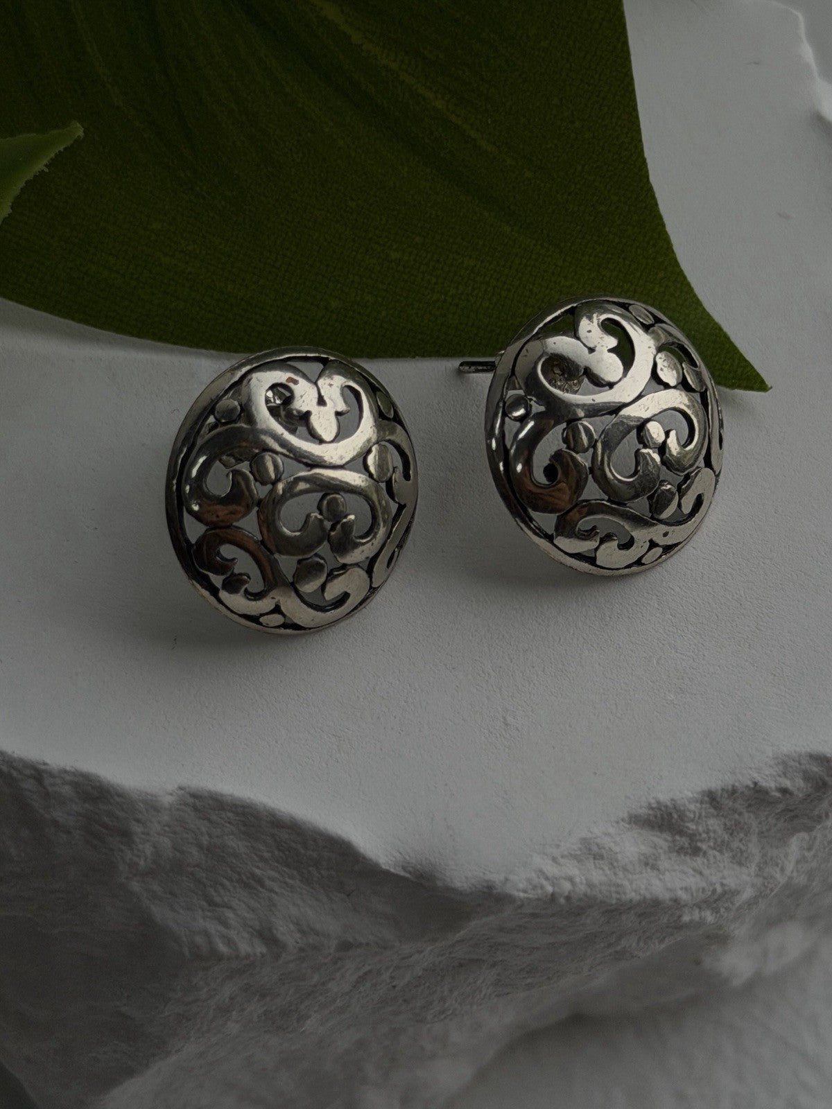 Vintage Scroll Stud Ornate Filigree Dome 925 Sterling Silver Earrings