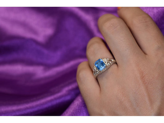 925 Sterling Silver Blue Topaz Openwork Ring Size 6.5