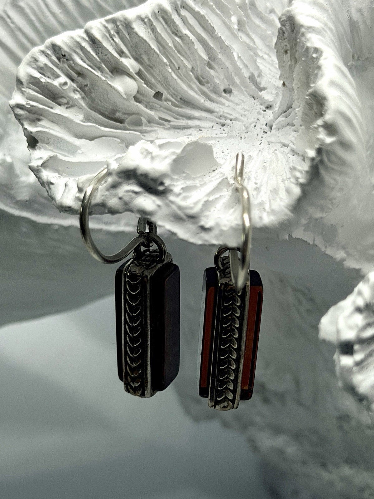 Vintage 925 Sterling Silver Red Garnet Double-Sided Dangle Earrings