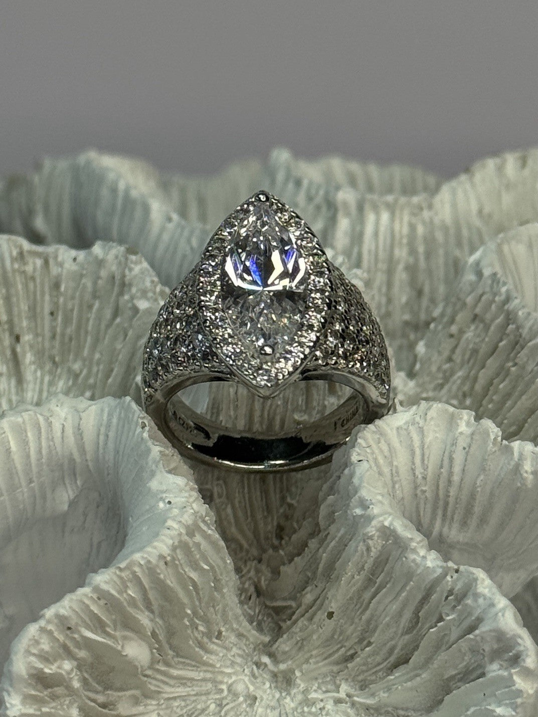 Shiny 925 Sterling Silver CZ Ring Size 6