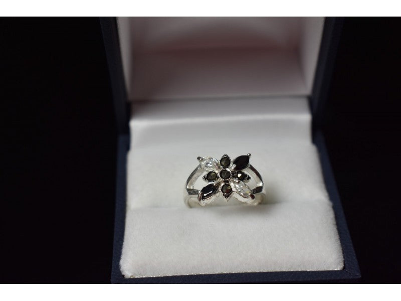 925 Sterling Silver Black Spinel & CZ Ring Size 5.5