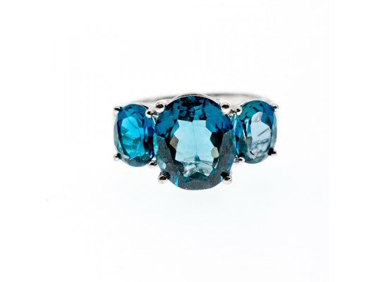 925 Sterling Silver Aquamarine Ring Size 9