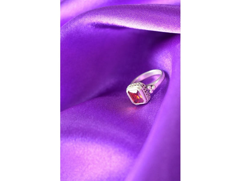 925 Sterling Silver Orange CZ Ring Size 6.5