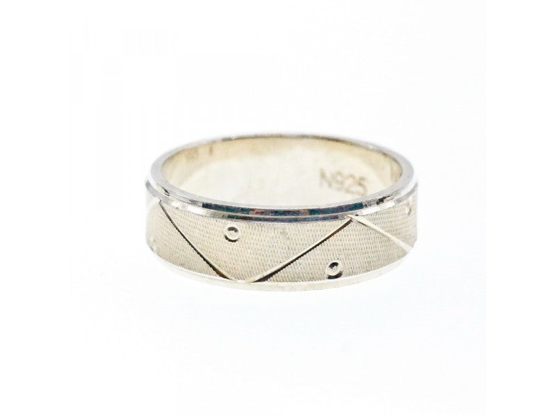 925 Sterling Silver Band Ring Size 7.5 Italy