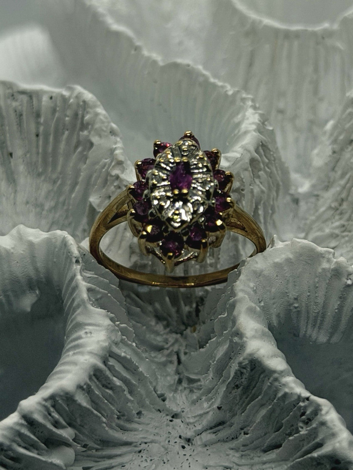 10K Yellow Gold Ruby & Diamond Cocktail Floral Style Ring Size 7.5