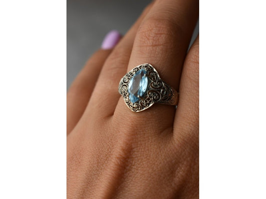 925 Sterling Silver Blue Spinel Openwork Ring Size 8.5
