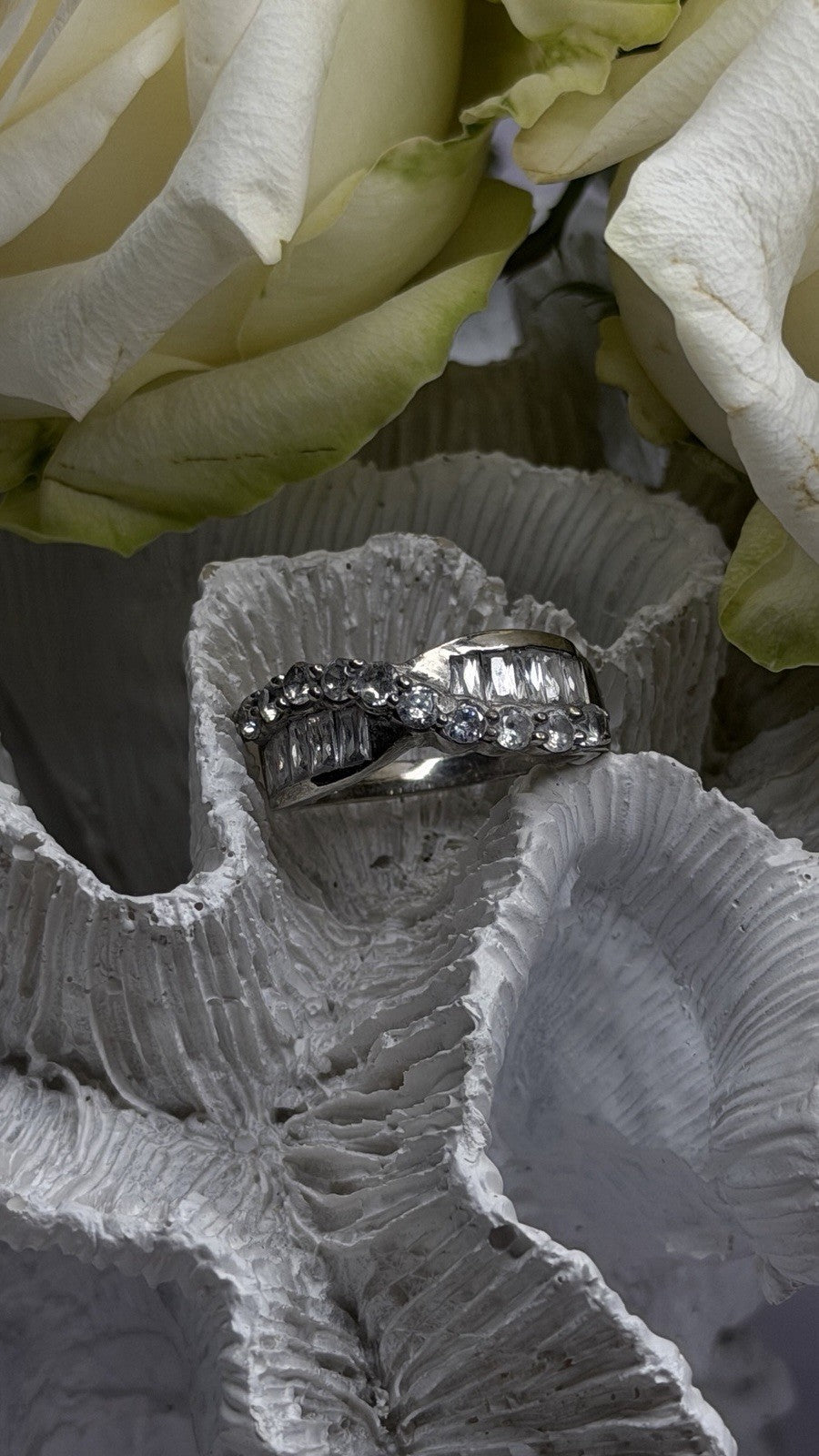 Wave Vintage Band 925 Sterling Silver Cz Ring Size 8.5