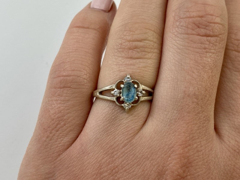 925 Sterling Silver Blue Spinel & CZ Ring Size 6.75