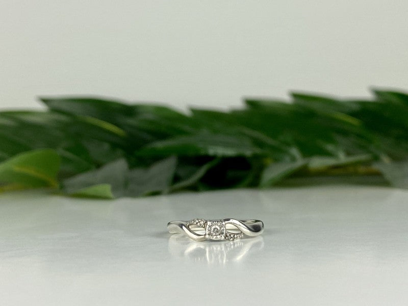 925 Sterling Silver White Sapphire Ring Size 6.5