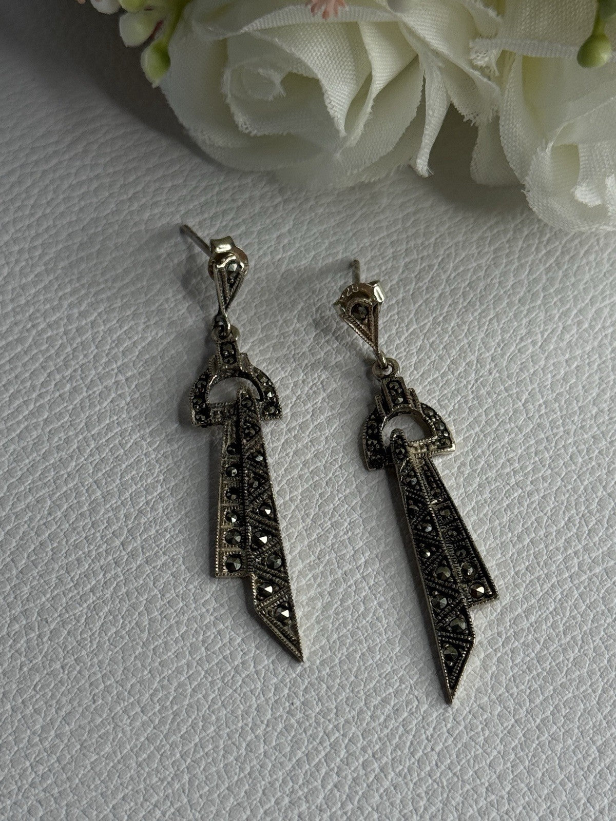 Elegant 925 Sterling Silver Marcasite Earrings Length 1.80 Inch