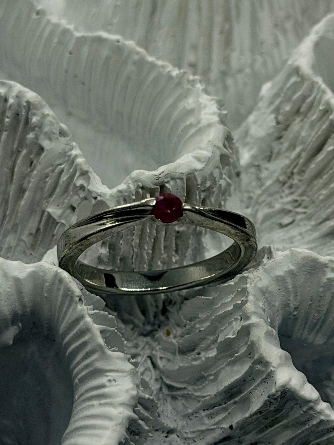 Minimalist Bypass Design 925 Sterling Silver Ruby Solitaire Ring Size 7