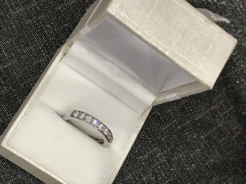 925 Sterling Silver CZ Ring Size 6.5