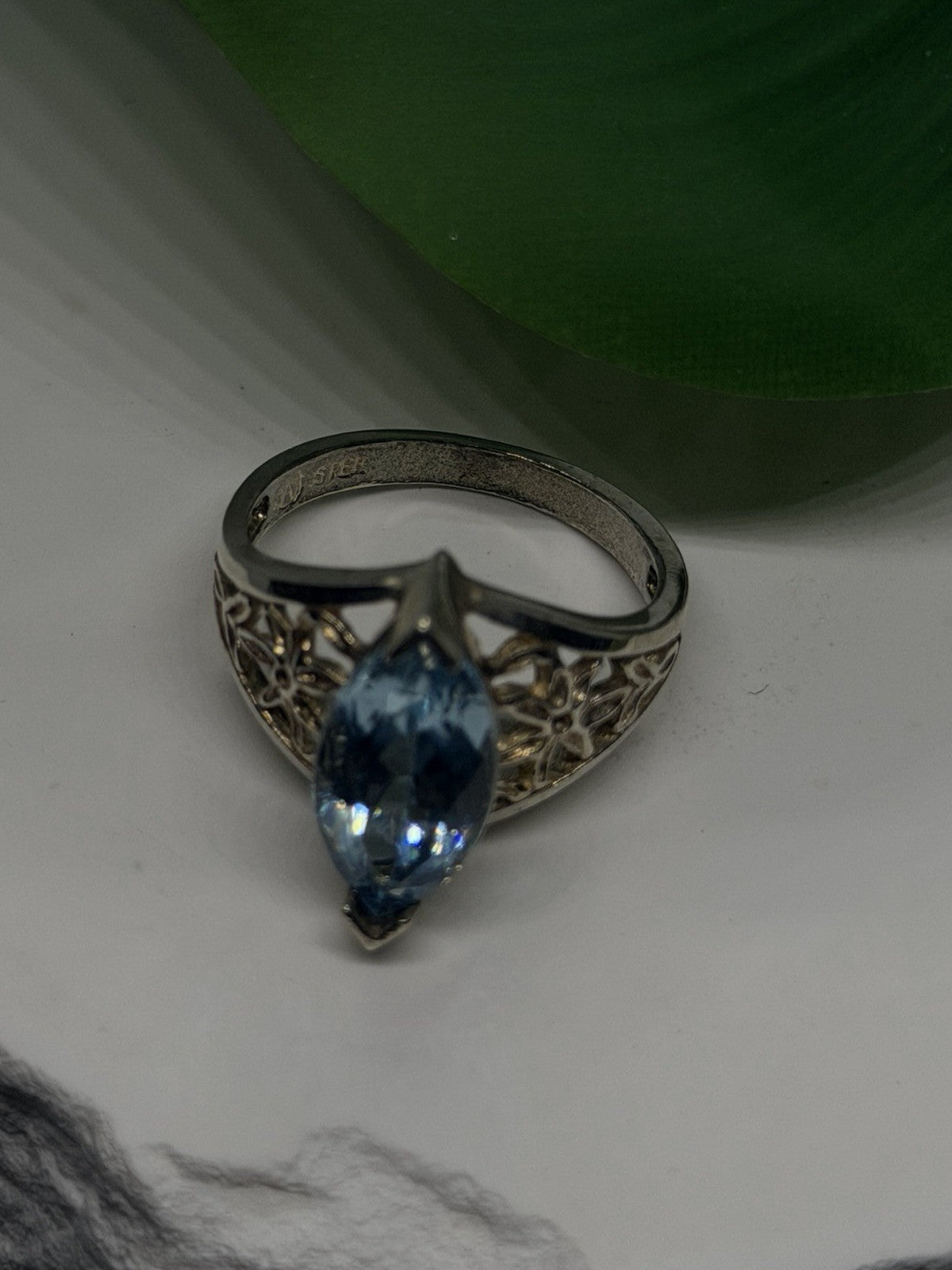 Flowers 925 Sterling Silver Blue Topaz Marquise Ring Size 6