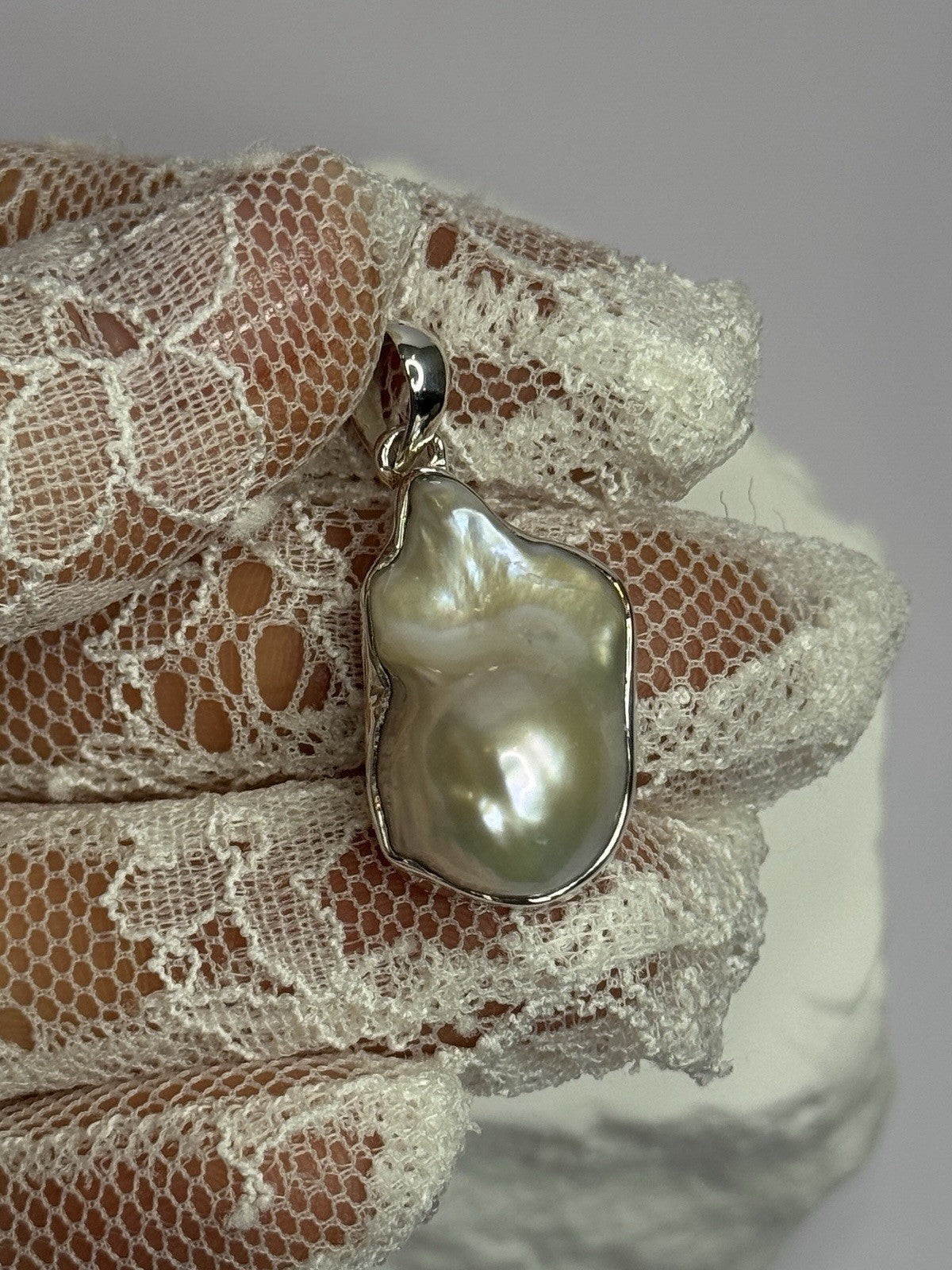 925 Sterling Silver Pearl Pendant Length 1.3 Inch