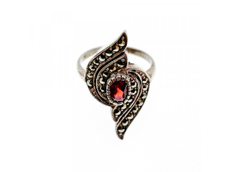 Vintage 925 Sterling Silver Garnet & Marcasites Ring Size 5.5