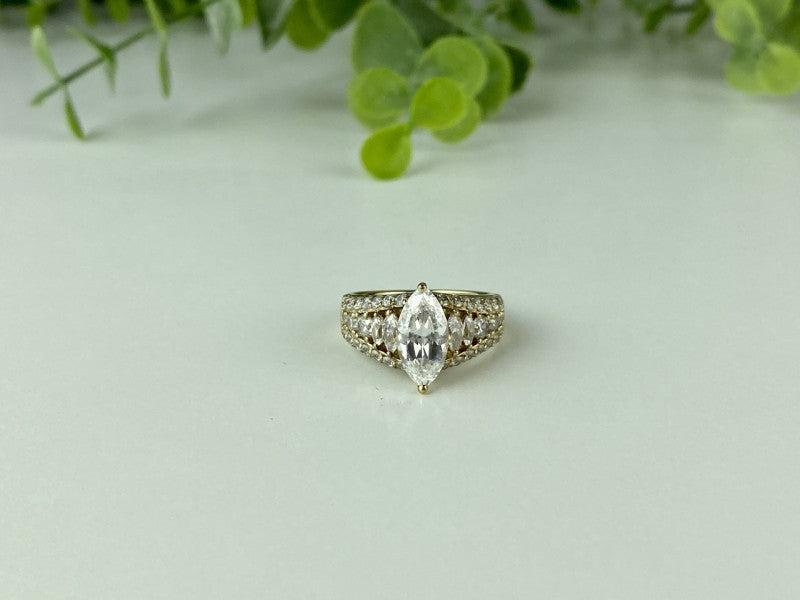 925 Sterling Silver Gold Plated CZ Ring Size 6.5