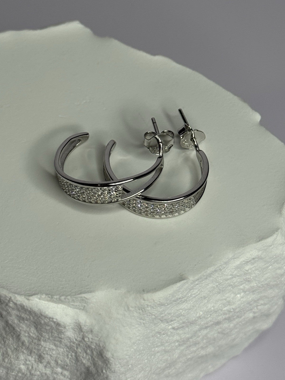 925 Sterling Silver Elegant CZ Earrings Length 0.76